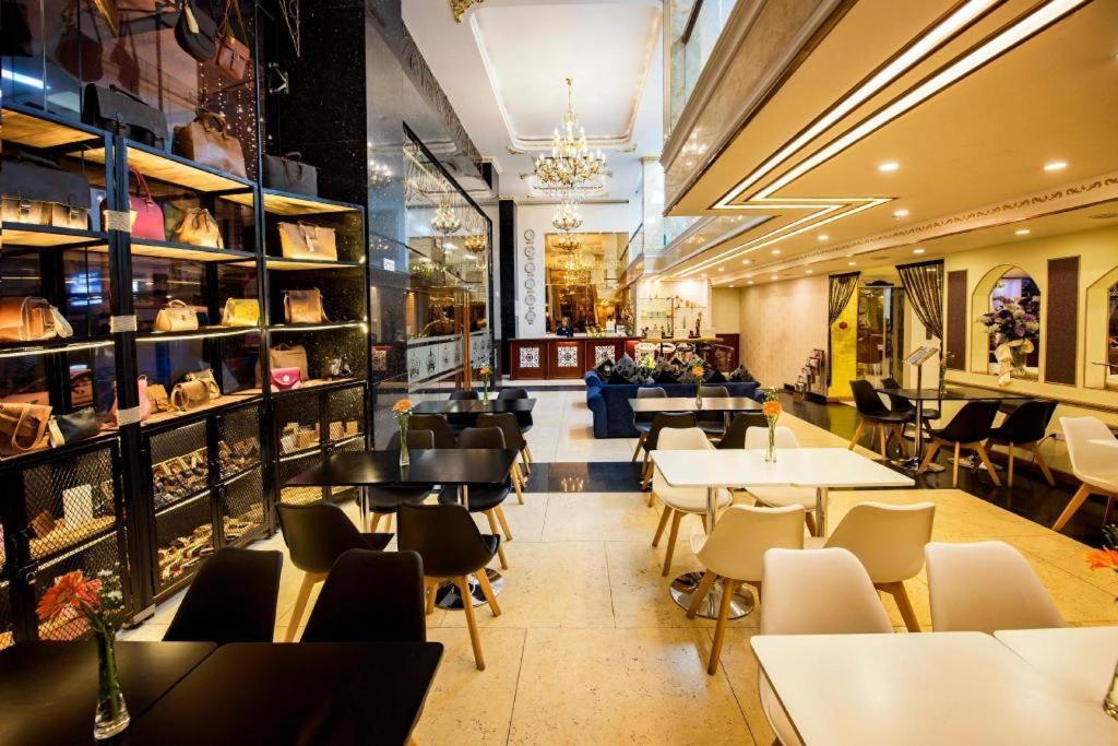 Golden Crown Hotel Saigon Πόλη Χο Τσι Μινχ Εξωτερικό φωτογραφία