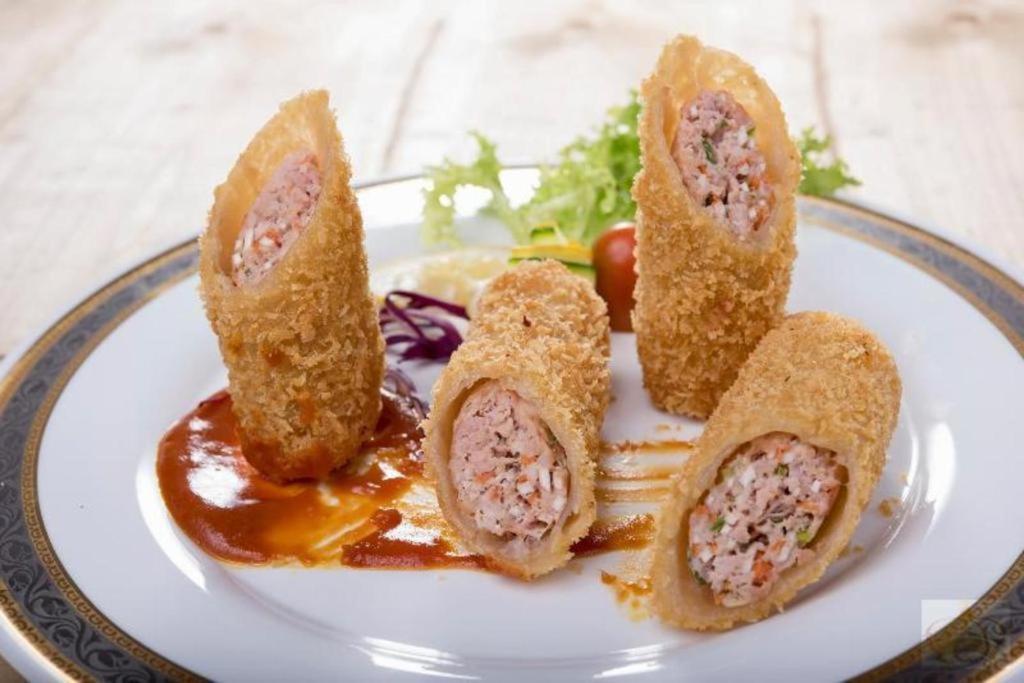 Golden Crown Hotel Saigon Πόλη Χο Τσι Μινχ Εξωτερικό φωτογραφία